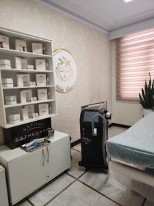 لیزر و لاغری تخت طاووس